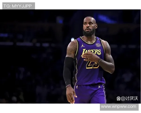 勒布朗-詹姆斯谈及退役规划:希望为湖人夺得更多总冠军! 勒布朗-詹姆斯谈及退役规划:希望为湖人夺得更多总冠军!