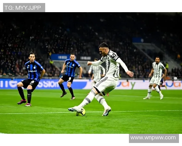 尤文图斯大胜AC米兰,梅西独中两元,神勇表现震撼全场 尤文图斯大胜AC米兰,梅西独中两元,神勇表现震撼全场