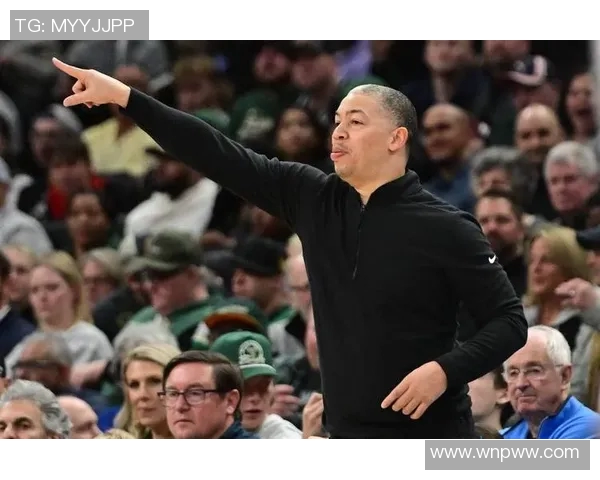 老鹰主帅劳伦斯-法兰克斯因健康原因请病假,球队未来走向引发关注 老鹰主帅劳伦斯-法兰克斯因健康原因请病假,球队未来走向引发关注